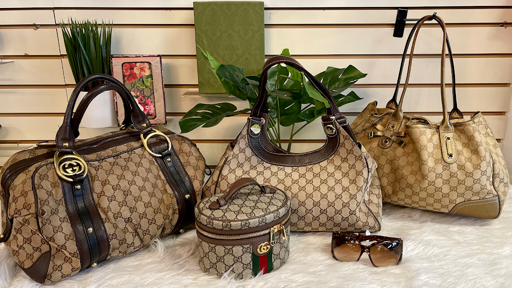 Lux Upscale Resale Boutique | 3535 us hwy 17 suite 5, Fleming Island, FL 32003, USA | Phone: (904) 644-8769