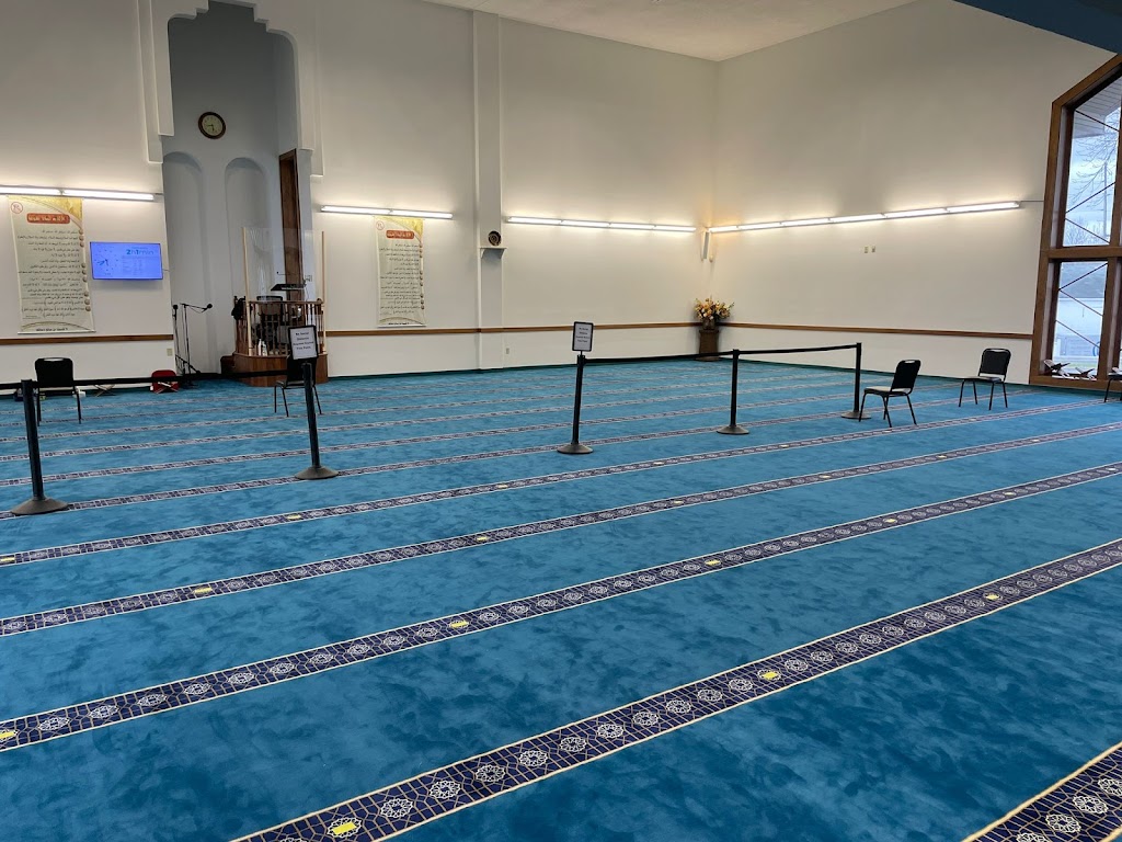 Musalla Masjid Carpets (Mosque Carpet Supplier USA) | 2000 Bloomingdale Rd #140, Glendale Heights, IL 60139, USA | Phone: (636) 322-9684