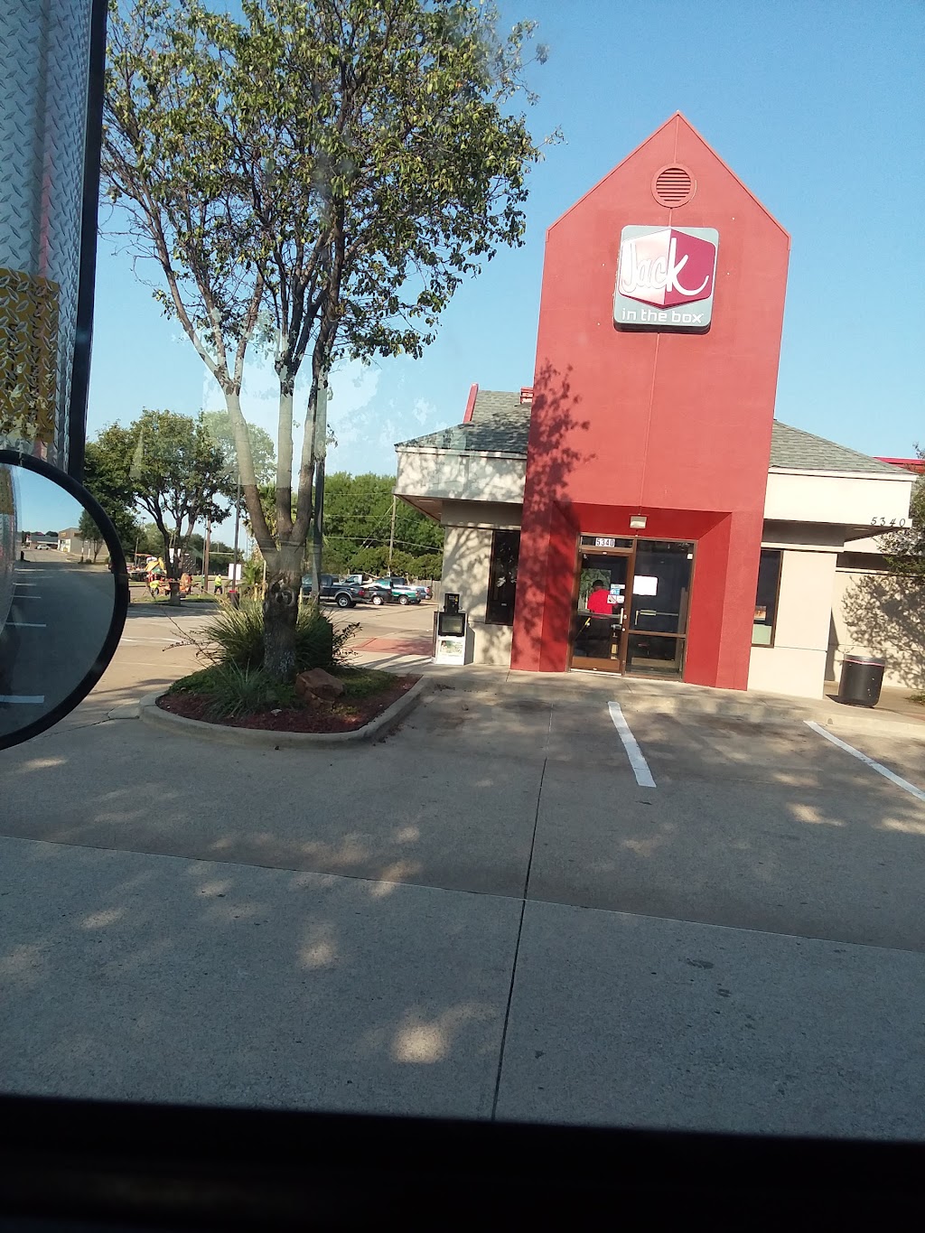 Jack in the Box | 5340 Matlock Rd, Arlington, TX 76018, USA | Phone: (682) 252-4877