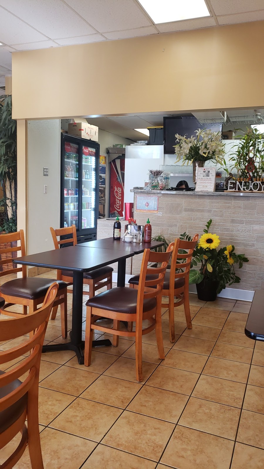 Vietnamese Sandwiches & Noodles | 4084 East Ave, Livermore, CA 94550, USA | Phone: (925) 292-4650