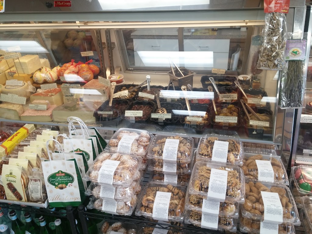 Gemellis Italian Market | 12169 Darnestown Rd, Gaithersburg, MD 20878, USA | Phone: (240) 246-7674