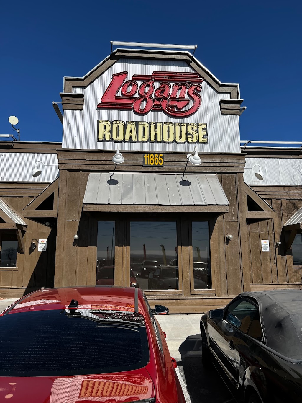 Logans Roadhouse | 11865 Gateway Blvd W, El Paso, TX 79936, USA | Phone: (915) 633-9366