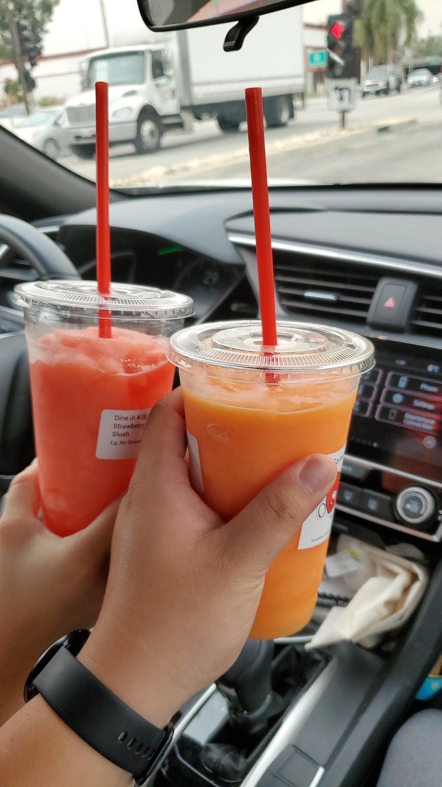 Squeezeme (Smoothie, Juice, Bubble Tea, Lemonade, ACAI BOWL ) | 515 W Arrow Hwy, San Dimas, CA 91773, USA | Phone: (213) 986-5069