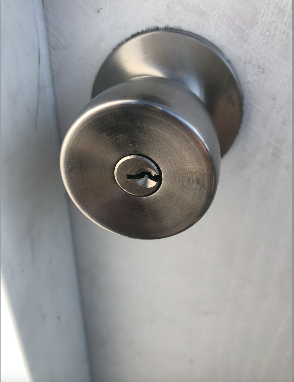 KeyMe Locksmiths | 125 N El Camino Real, Encinitas, CA 92024, USA | Phone: (760) 354-8833