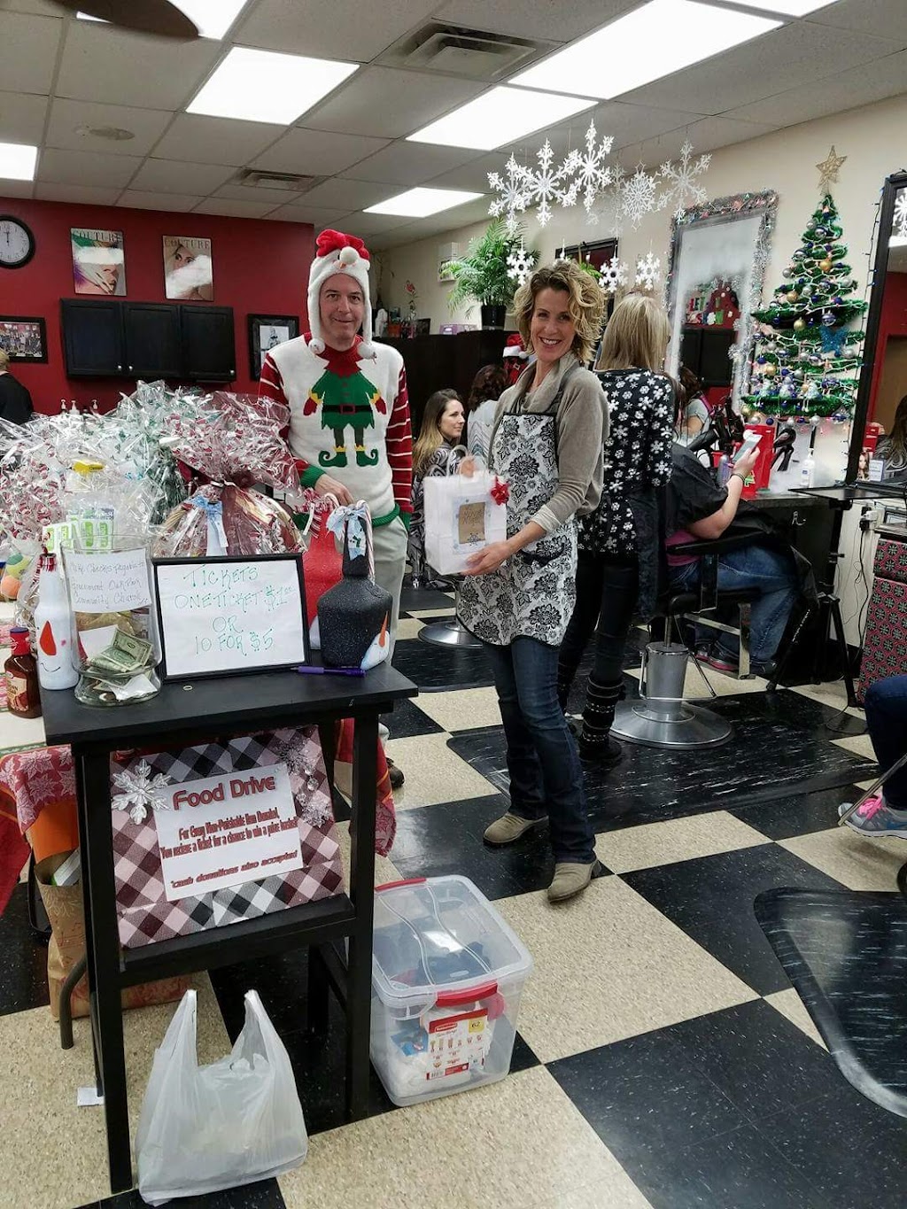 Tangles Hair Salon | 4045 Marshall Rd, Dayton, OH 45429, USA | Phone: (937) 395-4780