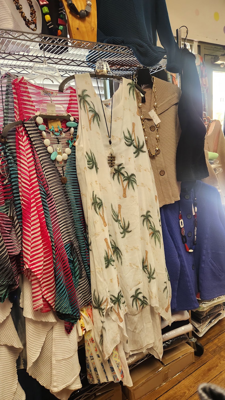 Eurasian Lady Boutique Plus | 735 Dodecanese Blvd, Tarpon Springs, FL 34689, USA | Phone: (727) 945-8837