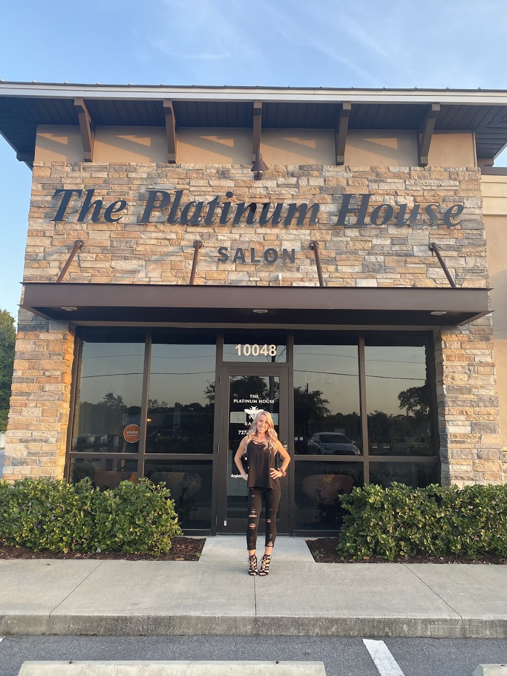 The Platinum House Salon | 10048 Hudson Ave, Hudson, FL 34669, USA | Phone: (727) 237-1294