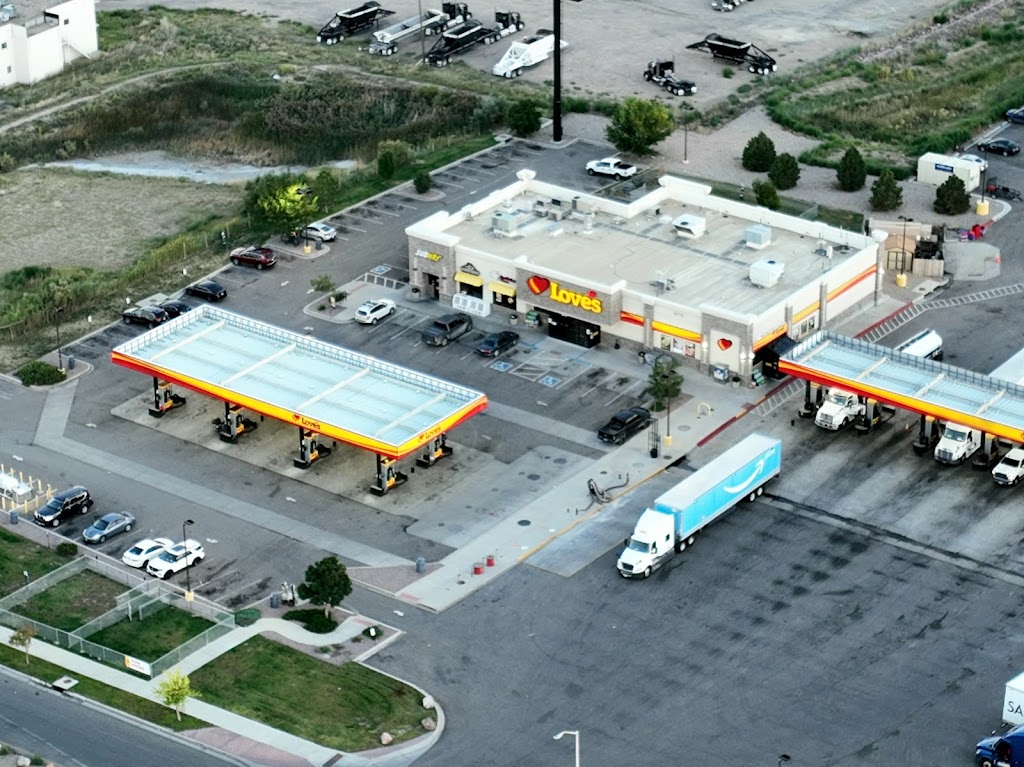 Loves Travel Stop | 6470 N Elizabeth St, Pueblo, CO 81008, USA | Phone: (719) 253-1338