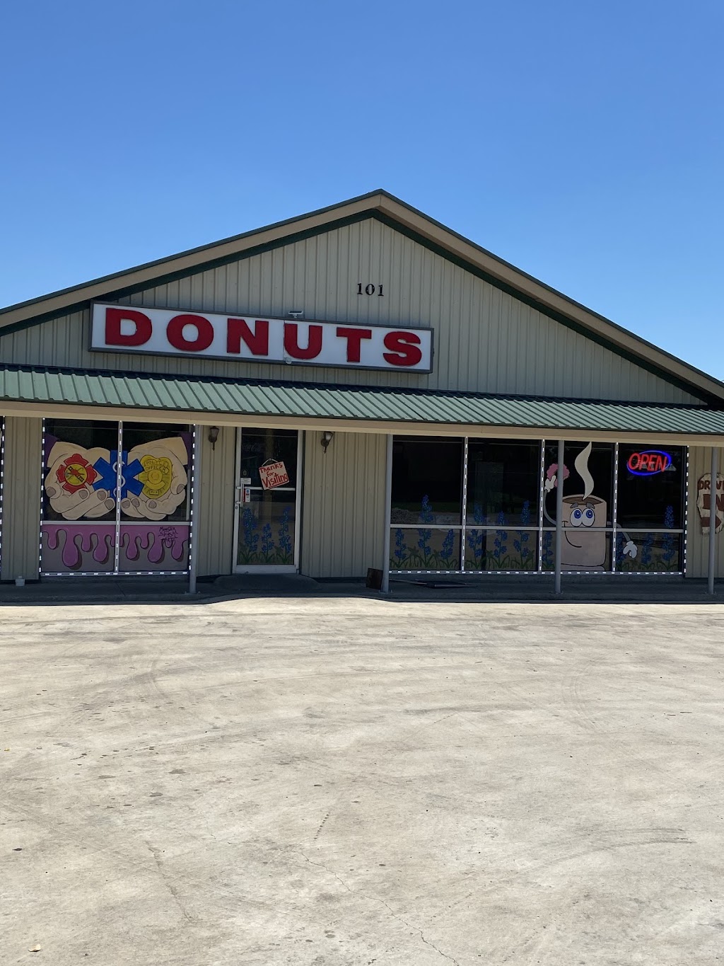 77 Donuts | 101 Becky Ln, Waxahachie, TX 75165, USA | Phone: (972) 576-0997