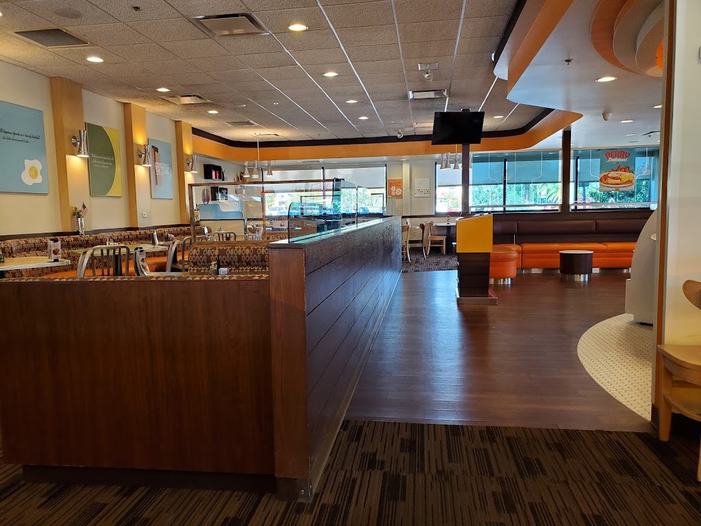 Village Inn | 10155 Bay Pines Blvd, St. Petersburg, FL 33708, USA | Phone: (727) 317-5700