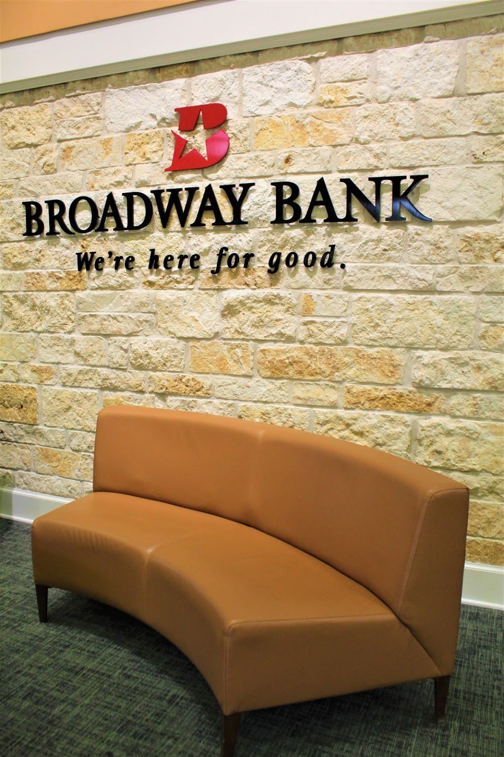 Broadway Bank - Kyle Financial Center | 5809 Kyle Pkwy, Kyle, TX 78640, USA | Phone: (512) 268-2021