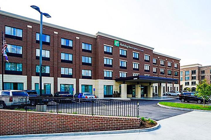 Holiday Inn Express & Suites, Franklin Berry Farms | 7100 Berry Farms Crossing, Franklin, TN 37064, USA | Phone: (615) 499-5292