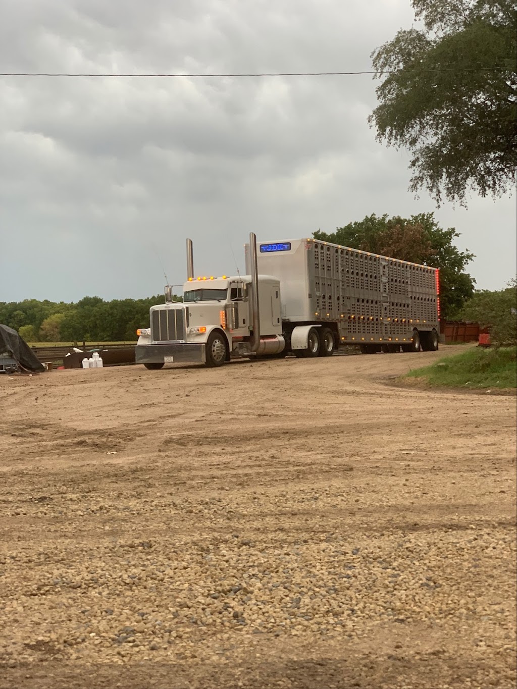 JDK Trucking LLC | 1571 NW 170th St, Burns, KS 66840, USA | Phone: (620) 726-5609