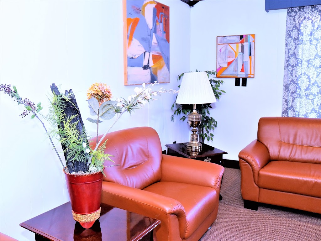 Elegant Senior Living | 10505 Burbank Dr, Rockville, MD 20854, USA | Phone: (301) 637-9688