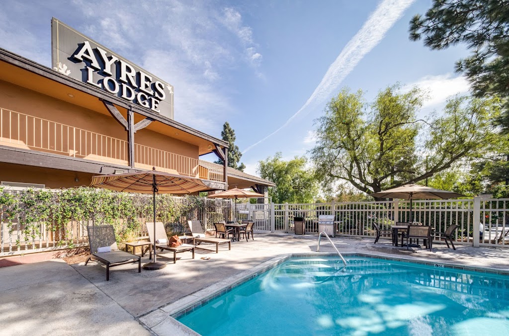 Ayres Lodge Alpine | 1251 Tavern Rd, Alpine, CA 91901, USA | Phone: (619) 445-5800