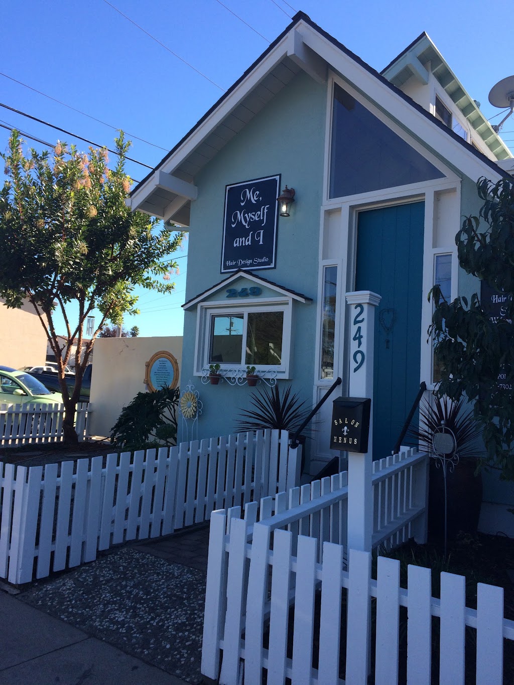 Me MySelf and I | 249 Center Ave, Aptos, CA 95003 | Phone: (831) 818-7302