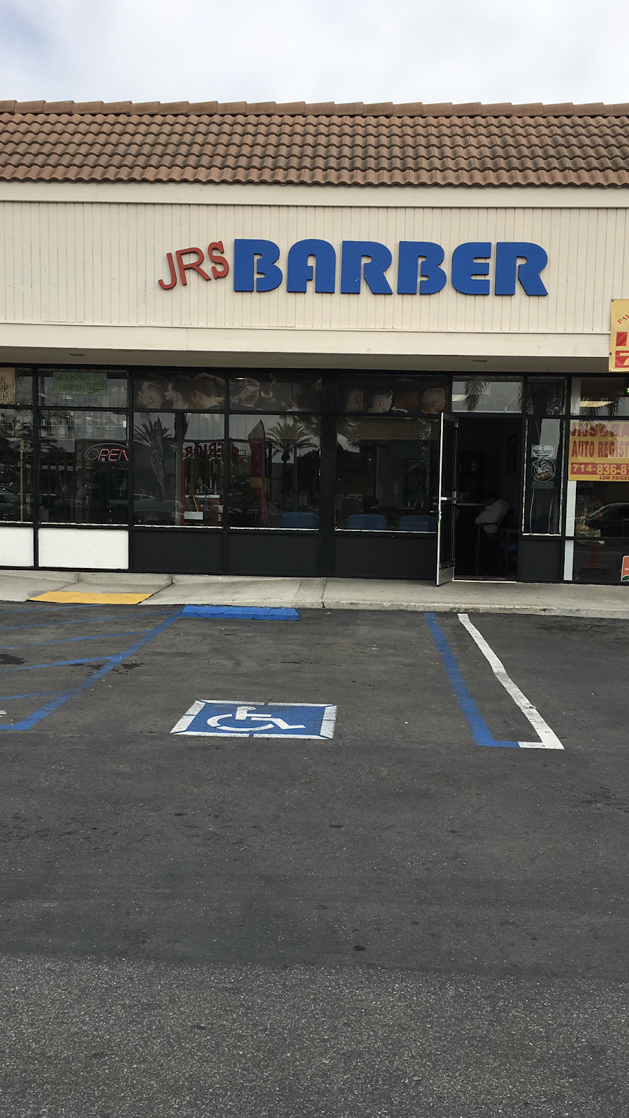 JR’s BarberShop | 1801 Main St B, Santa Ana, CA 92707, USA | Phone: (714) 949-7386