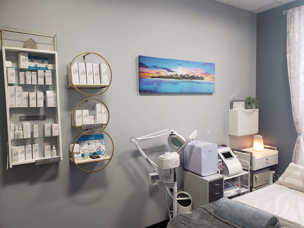 Starlight Clinical Spa | 1400 S Milwaukee Ave suite 110, Libertyville, IL 60048, USA | Phone: (224) 381-8738