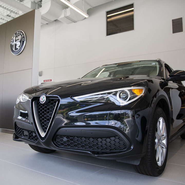 Alfa Romeo of Akron | 1485 E Market St, Akron, OH 44305, USA | Phone: (330) 733-7511