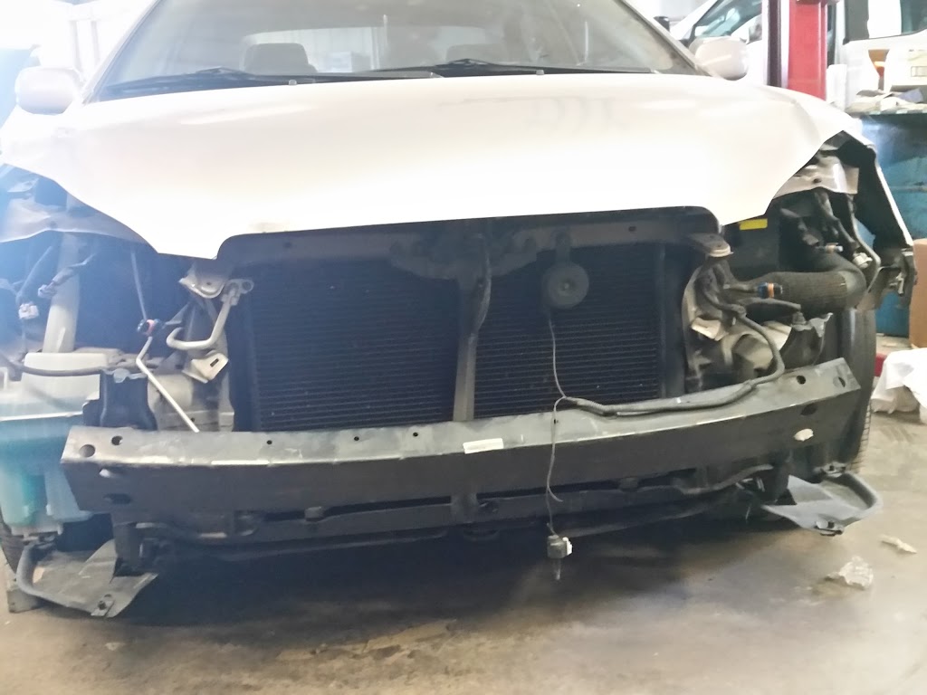 R & B Collision Repairs | 5606 W Bethany Home Rd, Glendale, AZ 85301, USA | Phone: (623) 915-2973