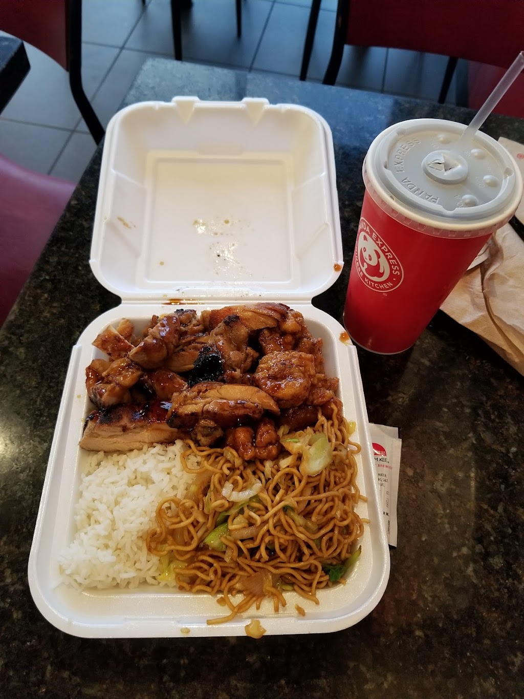 Panda Express | 4467 Mission Blvd, Montclair, CA 91763, USA | Phone: (909) 628-1177