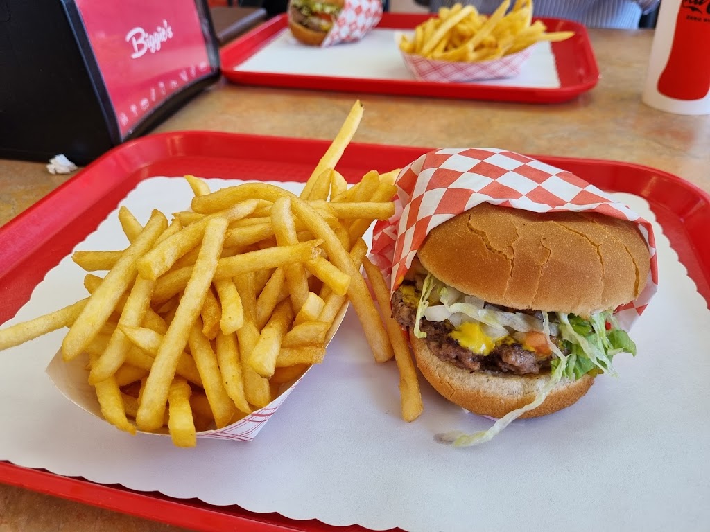Biggies Burgers | 1017 S El Camino Real, San Clemente, CA 92672, USA | Phone: (949) 492-9182