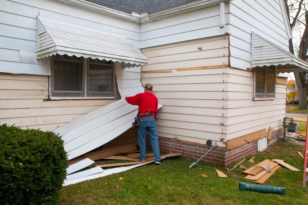 Tri-State Windows, Siding and Roofing | 2604 Tremainsville Rd, Toledo, OH 43613, USA | Phone: (419) 478-6577