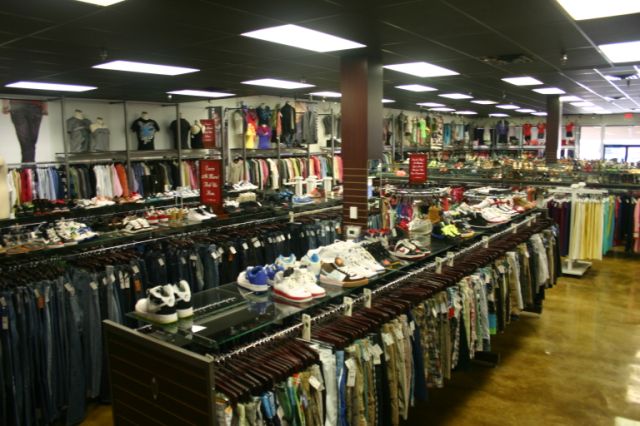 Uptown Cheapskate - Winston Salem | 3262 Silas Creek Pkwy, Winston-Salem, NC 27103, USA | Phone: (336) 768-4500