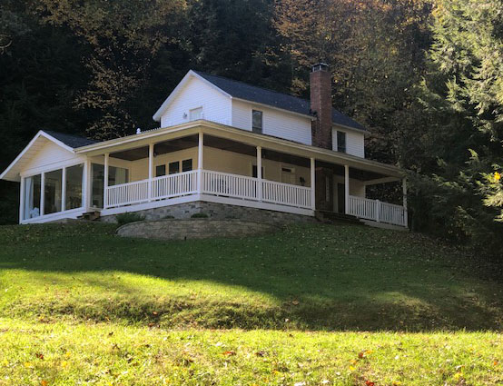 Fern Hollow Lodging LLC. | 10280 Opossum Hollow Rd, Rockbridge, OH 43149, USA | Phone: (614) 226-6920