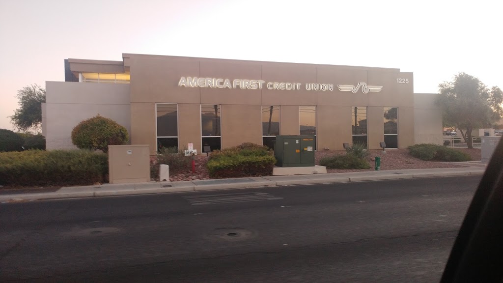 America First Credit Union | 1225 W Craig Rd, Las Vegas, NV 89032, USA | Phone: (800) 999-3961