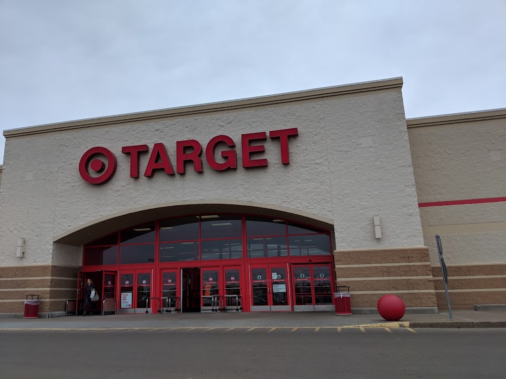 Target | 215 Balsam St N, Cambridge, MN 55008, USA | Phone: (763) 689-3858