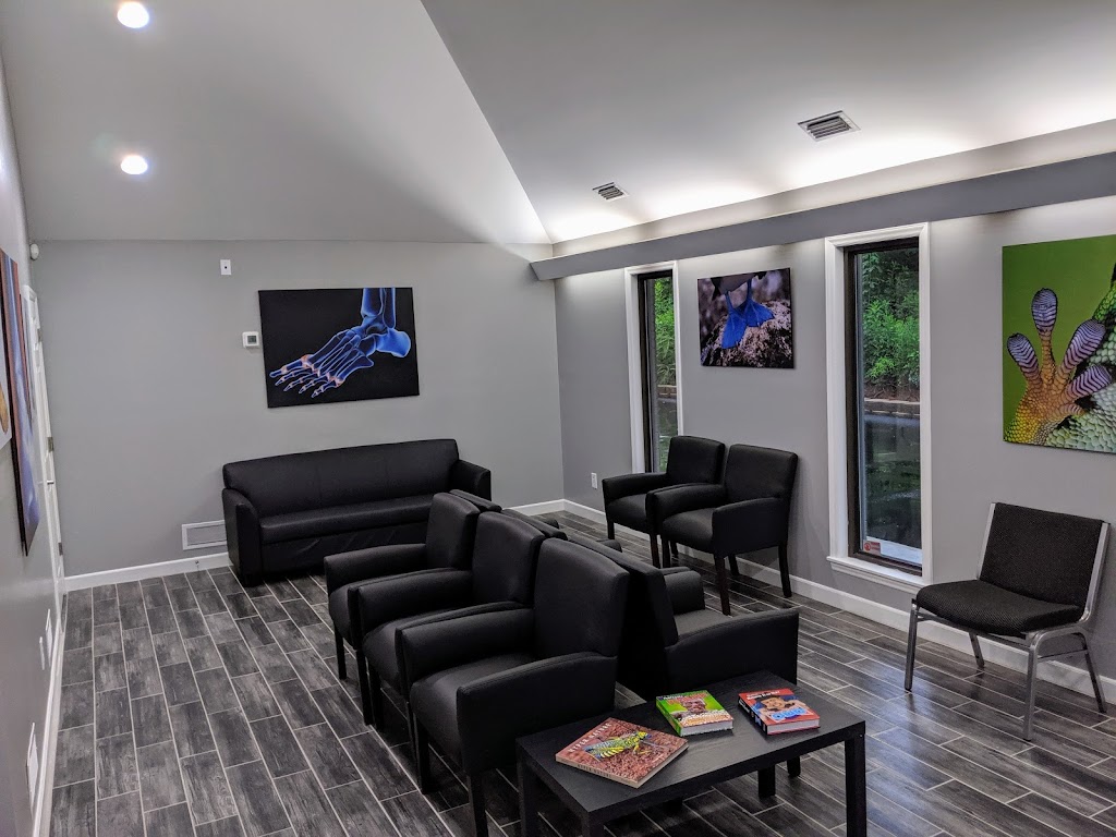 InStride Foot & Ankle Specialists | 147 Columbine Dr, Winston-Salem, NC 27106, USA | Phone: (336) 443-9190