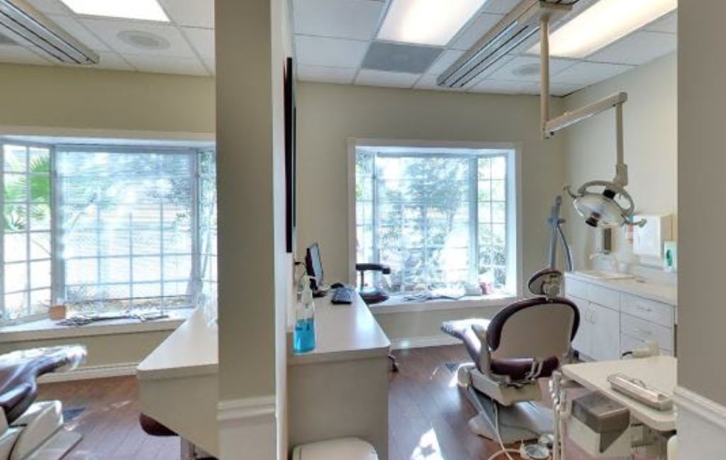 Larrondo Family Dentistry | 160 S Santa Fe St, Hemet, CA 92543, USA | Phone: (951) 925-6596