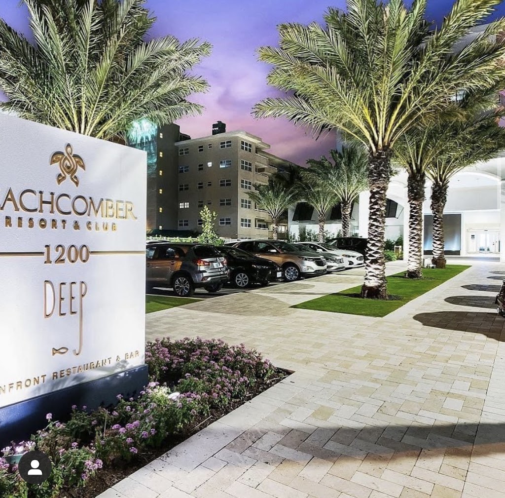 Barracuda Lounge in 1200 S Ocean Blvd, Pompano Beach, FL 33062, USA