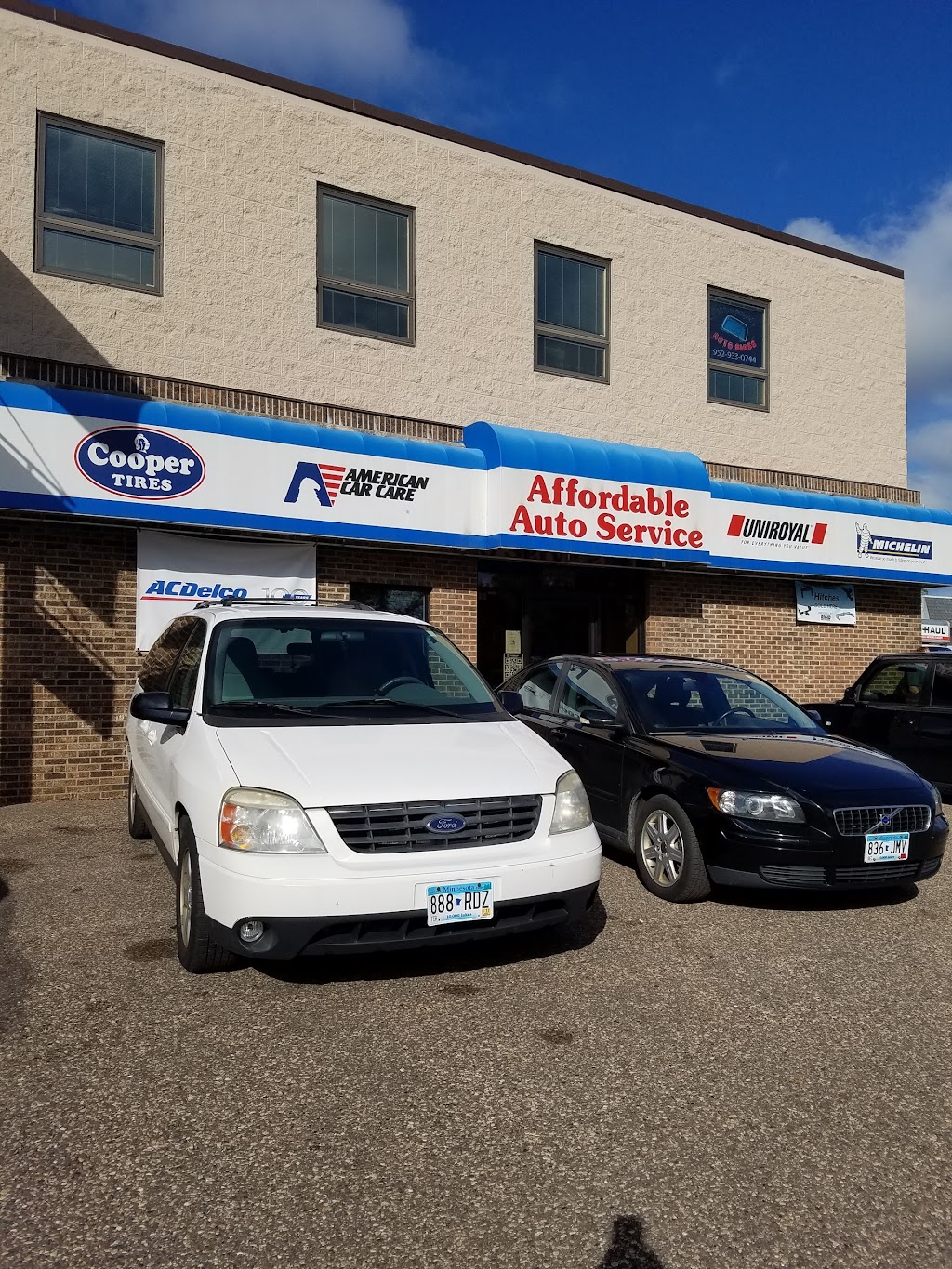 Affordable Auto Service - Hopkins | 10 17th Ave S #A, Hopkins, MN 55343, USA | Phone: (952) 933-0735