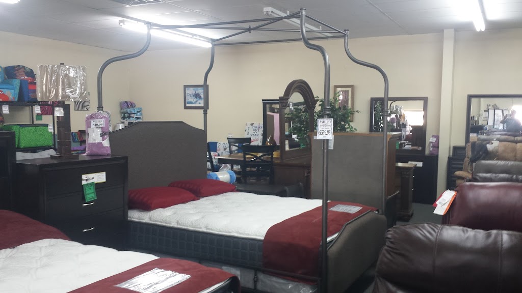 Center Furniture | 1441 S Dewey Ave, Wagoner, OK 74467, USA | Phone: (918) 485-2509