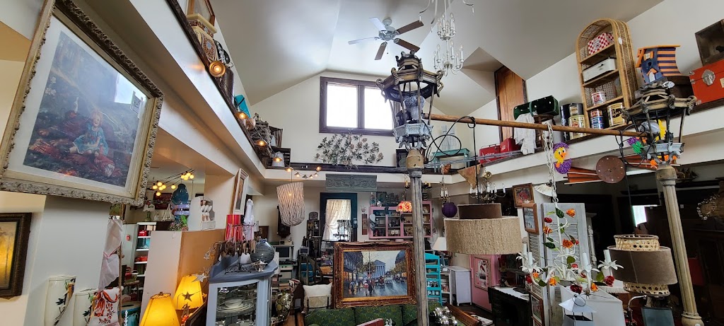 Our Little Shoppe Antiques and Vintage | 5453 Auburn Rd, Shelby Township, MI 48317, USA | Phone: (586) 850-4410
