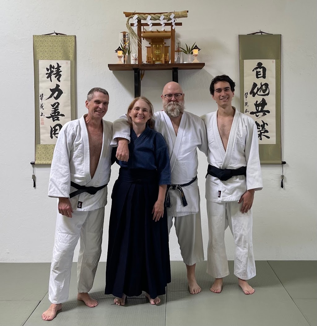 The Renshinkan - Modern and Traditional Martial Arts: Aikido and Jodo in Mesa, Arizona | 1815 W 1st Ave STE 108, Mesa, AZ 85202, USA | Phone: (480) 331-2281