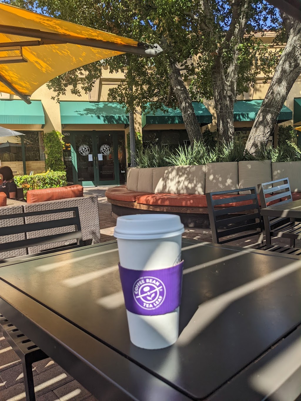 The Coffee Bean & Tea Leaf | 5653 Alton Pkwy #200, Irvine, CA 92604, USA | Phone: (949) 651-9903