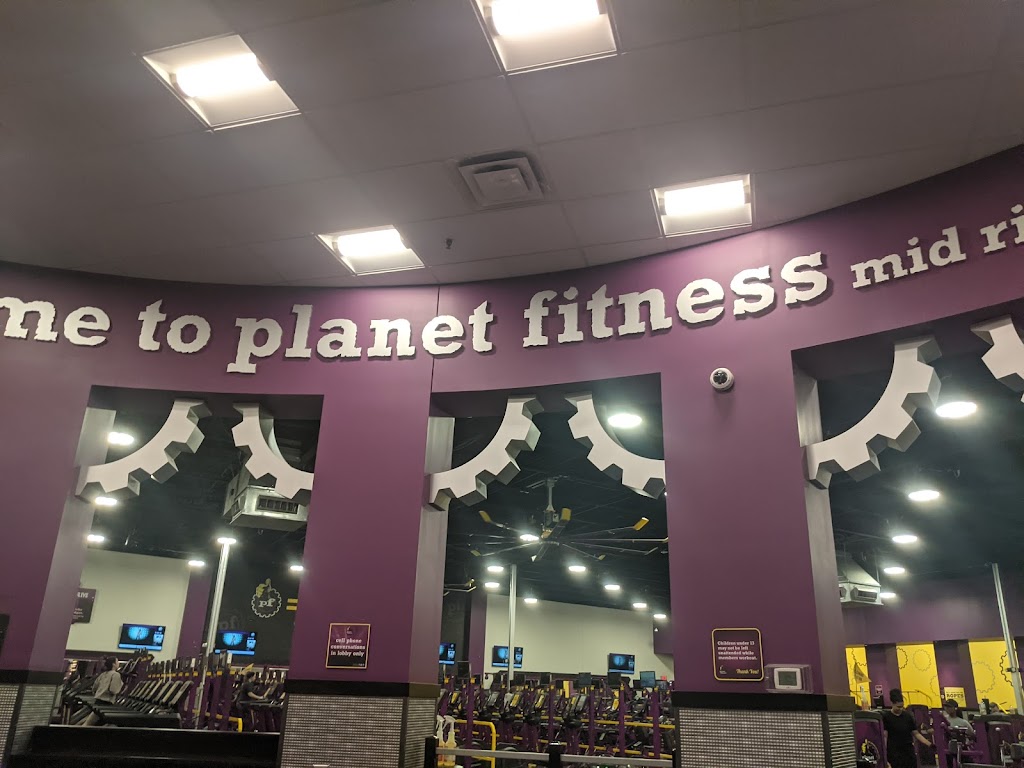 Planet Fitness | 490 Mid Rivers Mall Cir, St Peters, MO 63376, USA | Phone: (636) 387-6025