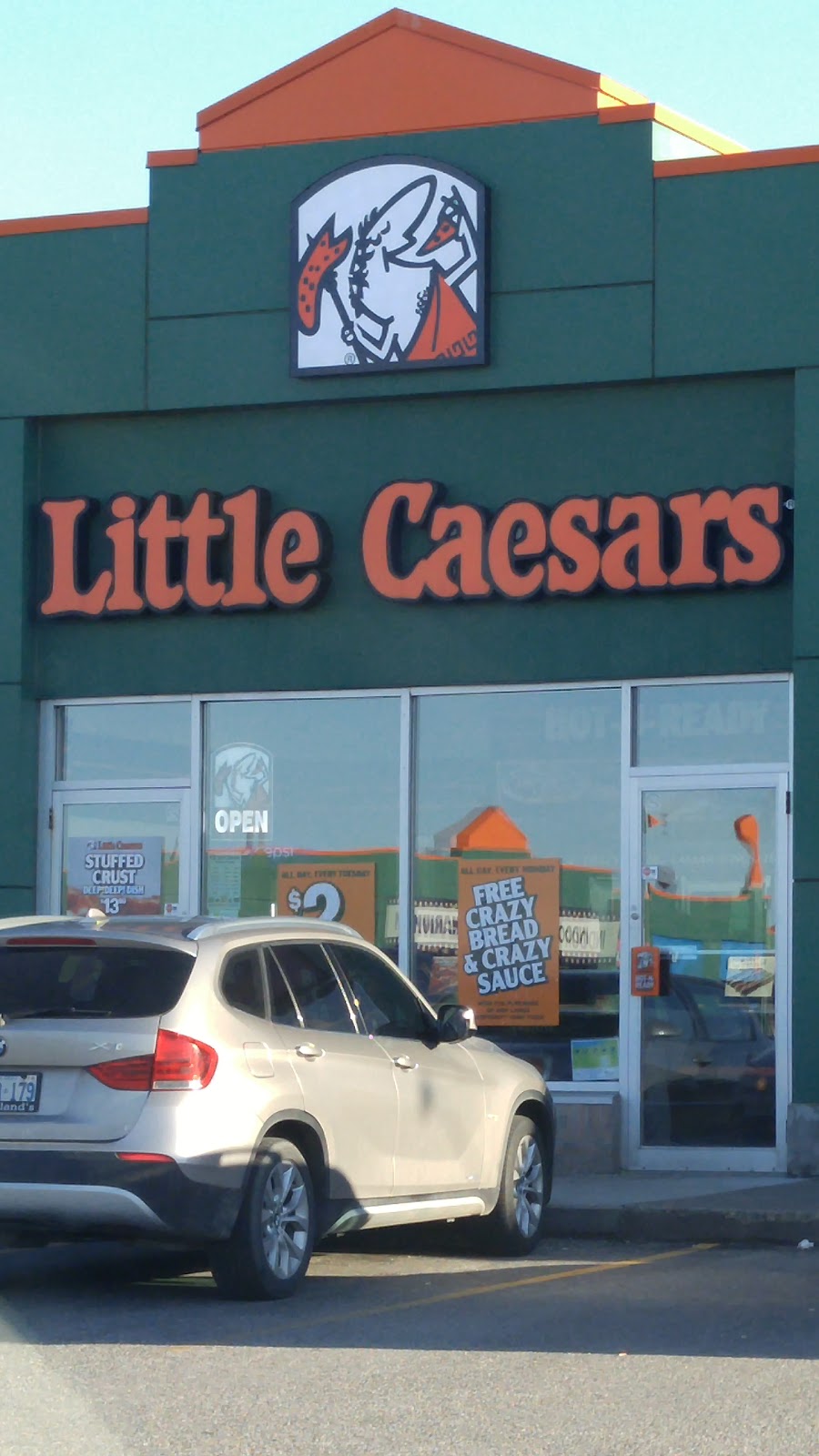 Little Caesars Pizza | 13590 Tecumseh Rd E, Saint Clair Beach, ON N8N 3E4, Canada | Phone: (519) 979-1991