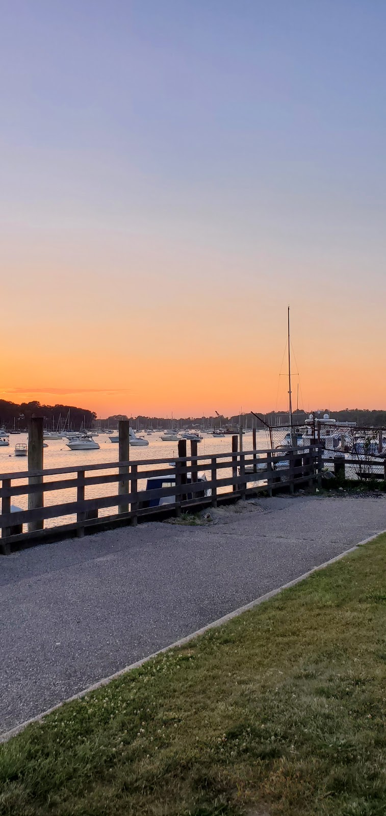 Yacht Haven Marina, Inc | 1 Anchorage Ln, Huntington, NY 11743, USA | Phone: (631) 673-0700