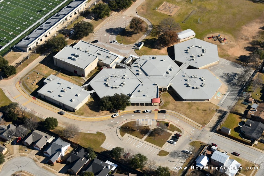 Bell Manor Elementary School | 1300 Winchester Way, Bedford, TX 76022, USA | Phone: (817) 399-3466