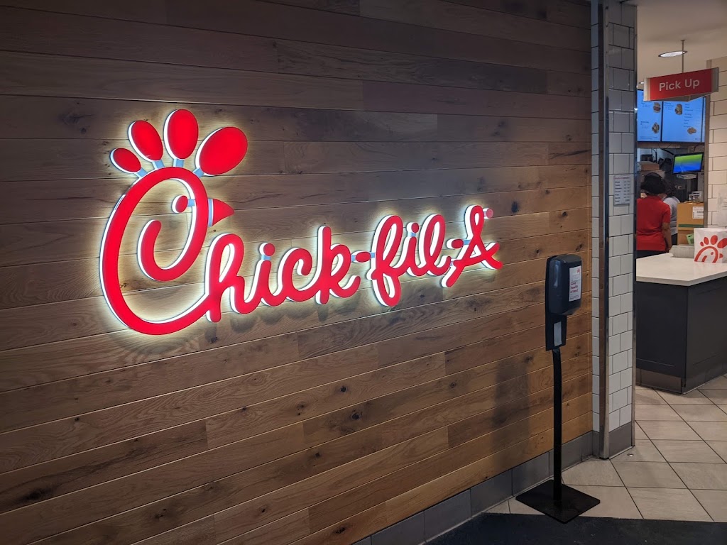 Chick-fil-A | 1 Saarinen Cir Terminal D, Dulles, VA 20166, USA | Phone: (703) 572-9800