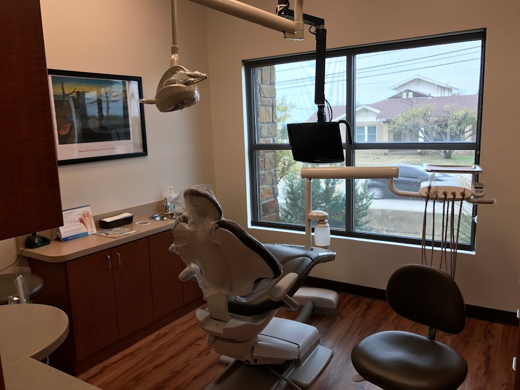 Prisma Dental | 7027 Hickory St #100, Frisco, TX 75034, USA | Phone: (972) 668-7398