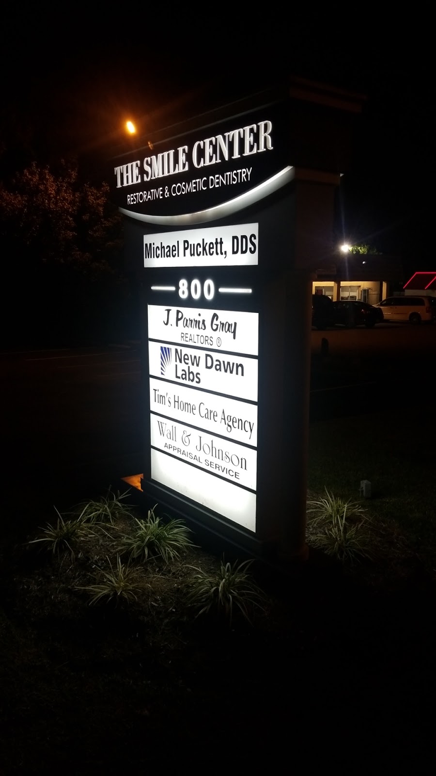 J. Michael Puckett, DDS | 800 W Main St B, Jamestown, NC 27282, USA | Phone: (336) 454-3116