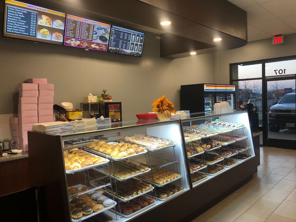 Judys Donuts | 6733 N Riverside Dr #107, Fresno, CA 93722, USA | Phone: (559) 978-3185