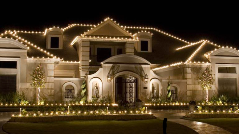 Lights Up Colorado - Christmas Light Install | 6525 Clearwater Dr, Loveland, CO 80538, USA | Phone: (719) 838-1222