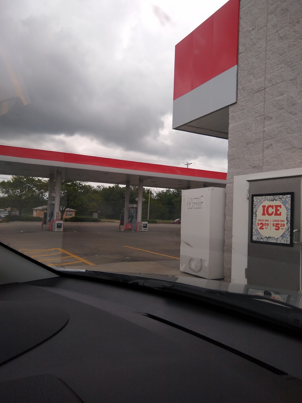 Kwik Shop | 4811 S Seneca St, Wichita, KS 67217, USA | Phone: (316) 522-3084