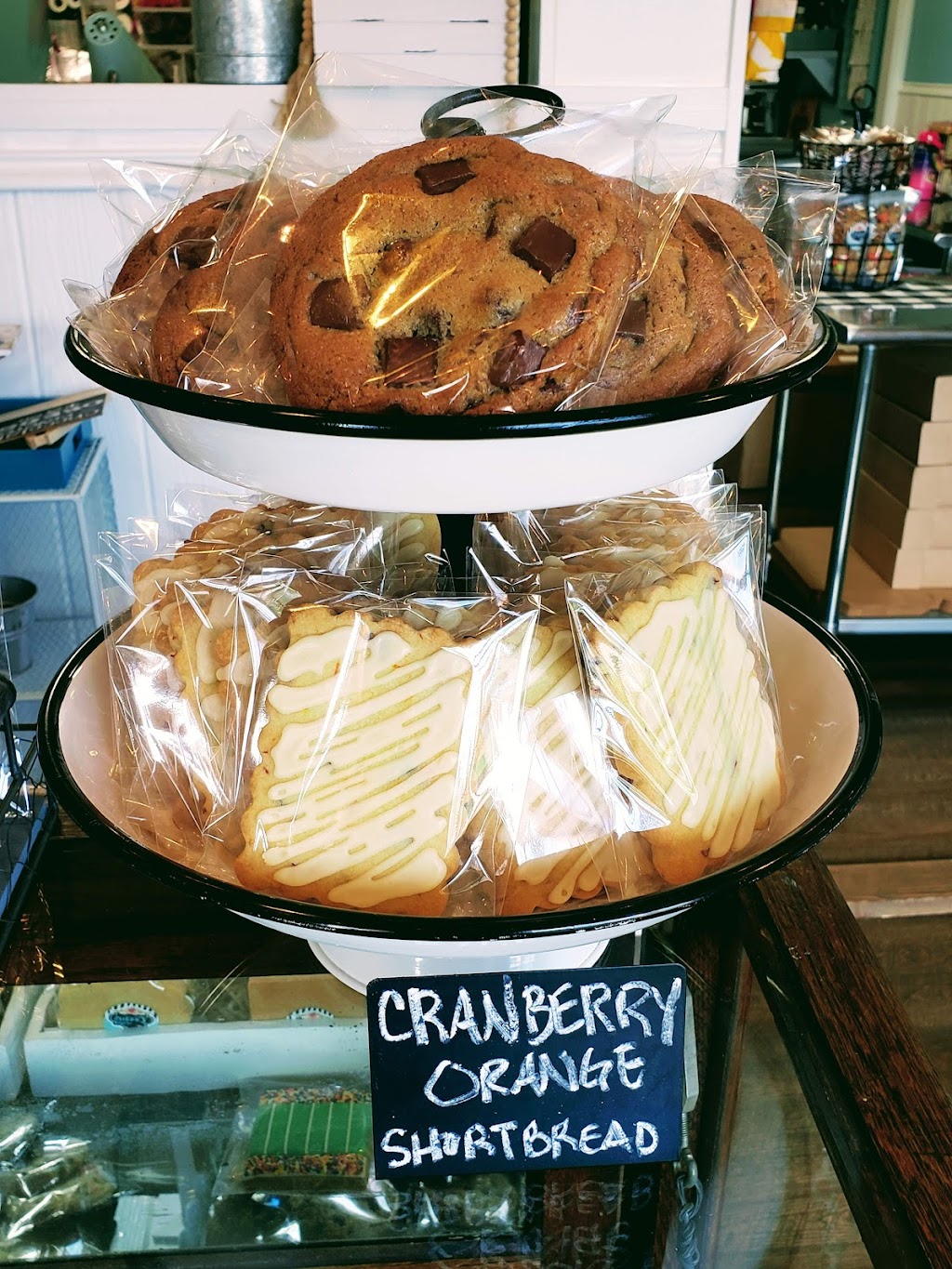 Cookies by Charity, LLC | 161 Yellow Jacket Dr #3, Versailles, KY 40383 | Phone: (859) 321-5727